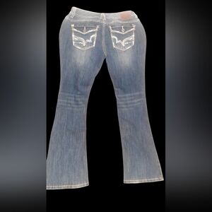 Womens size 1/2 Maurice's jeans.